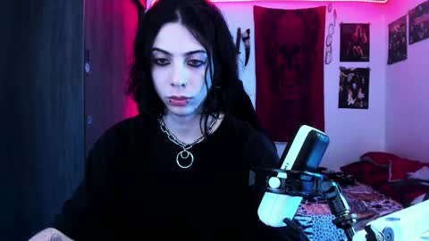 Snapshot of atheneoo_ chatting on October 23, 2025, 5:29 am athenauwu online show from October 23, 2025, 5:29 am