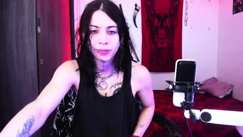 athenauwu online show from March 16, 2026, 4:18 am