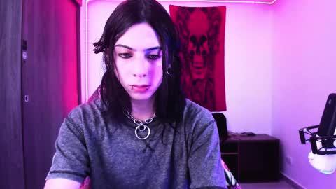 athenauwu online show from May 23, 2026, 5:56 am