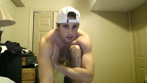 tommycb55555 online show from December 31, 2024, 4:16 am