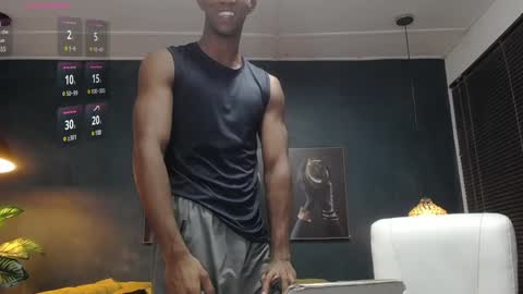 Snapshot of athleticbig_cock chatting on December 15, 2024, 1:46 am ATHLETIC COCK online show from December 15, 2024, 1:46 am
