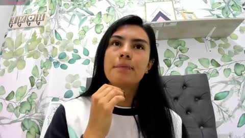 Atilana Diaz online show from March 10, 2025, 4:14 pm