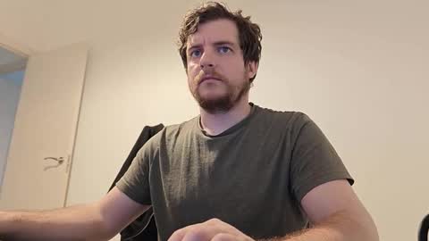 atomicoliver online show from September 26, 2025, 10:52 am