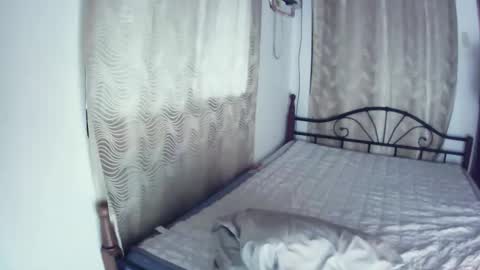 aubrey_xx online show from November 8, 2025, 11:58 pm