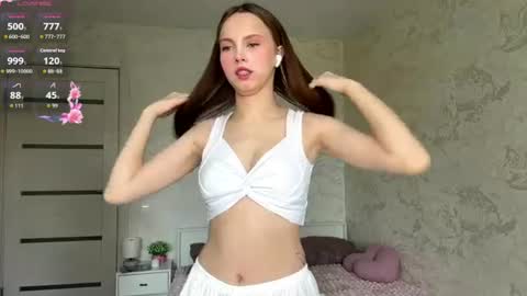 Jolyn online show from June 17, 2026, 9:01 am
