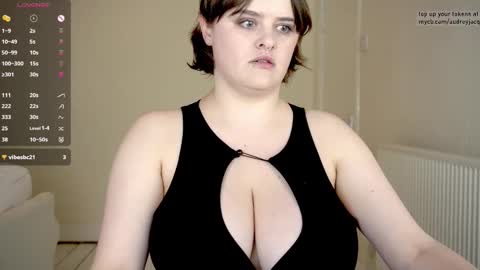 Snapshot of audreyjacq chatting on September 27, 2025, 3:28 pm Audrey Jacq online show from September 27, 2025, 3:28 pm