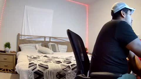 AudriMauri online show from February 1, 2025, 3:19 am