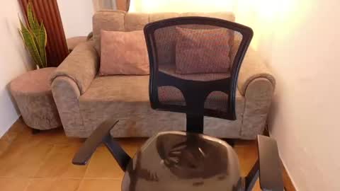 Snapshot of aunty_milf0 chatting on May 27, 2026, 9:34 pm aunty_milf0 online show from May 27, 2026, 9:34 pm