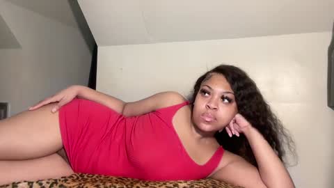 aunyxxx online show from January 9, 2025, 2:01 am