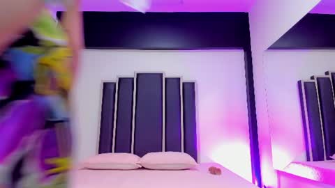aura_baker online show from June 13, 2026, 11:52 am