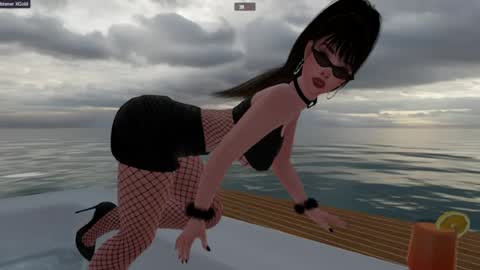 Snapshot of aura_bloom chatting on June 10, 2026, 10:30 pm Aura online show from June 10, 2026, 10:30 pm
