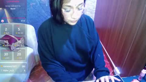 Snapshot of aura_cute_ chatting on April 9, 2026, 6:19 am aura_cute_ online show from April 9, 2026, 6:19 am