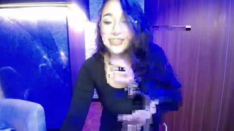 Snapshot of aura_cute_ chatting on April 14, 2026, 3:45 am aura_cute_ online show from April 14, 2026, 3:45 am