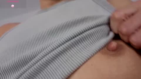 Sonia online show from October 5, 2025, 1:53 pm