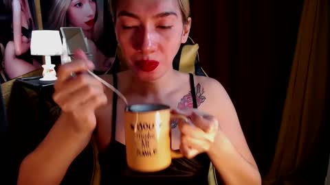 Miss awra online show from December 5, 2024, 4:31 am