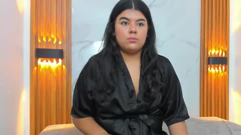 auramyst online show from September 15, 2025, 9:26 pm