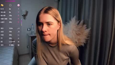 Liana online show from February 4, 2026, 1:11 am