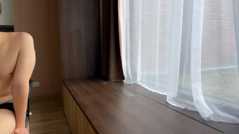 Snapshot of aurora_ast chatting on October 28, 2025, 7:56 am Aurora Asti online show from October 28, 2025, 7:56 am