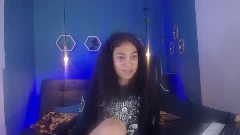 Snapshot of aurora_ath chatting on April 16, 2026, 4:24 am Aurora ath online show from April 16, 2026, 4:24 am