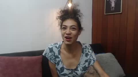 Snapshot of aurora_ath chatting on June 25, 2026, 4:01 am Aurora ath online show from June 25, 2026, 4:01 am