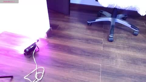 Aurora online show from September 17, 2025, 8:54 pm