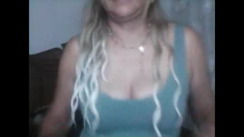 AURORA online show from November 16, 2025, 4:40 am