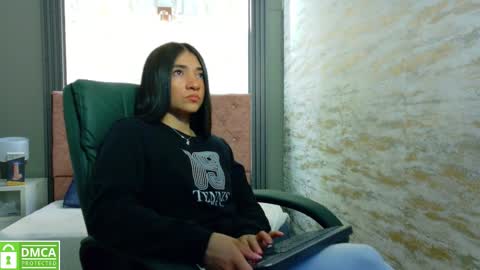 Snapshot of aurora_jones1 chatting on September 29, 2025, 3:22 am Aurora online show from September 29, 2025, 3:22 am