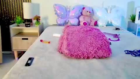 Aurora  online show from June 18, 2026, 2:10 pm