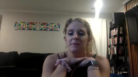 Snapshot of auroraandorion chatting on January 25, 2025, 5:29 am Aurora and Orion online show from January 25, 2025, 5:29 am