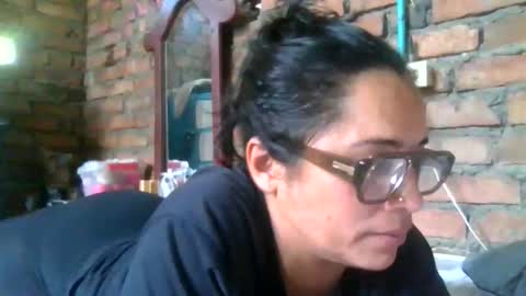 auroraangels1 online show from April 18, 2026, 3:27 pm