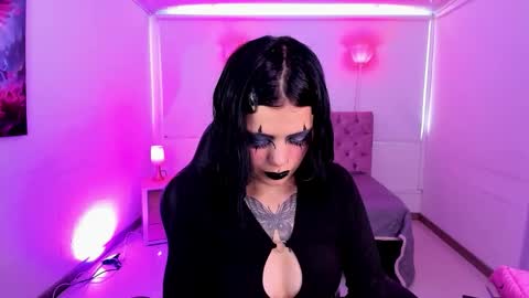 Aurora Diaz online show from November 14, 2025, 8:07 pm