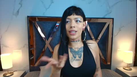 Aurora Diaz online show from May 4, 2026, 11:39 am