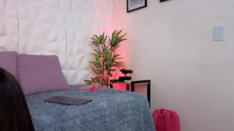 aurora online show from October 29, 2025, 7:37 pm