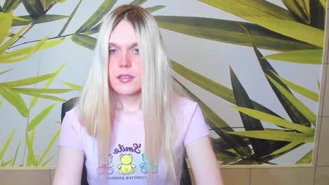 Aurora online show from January 9, 2025, 1:45 pm