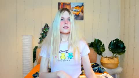 Aurora online show from January 25, 2025, 4:03 pm
