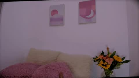 Aurora Ponce online show from September 25, 2025, 12:25 am