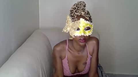 Sparkles online show from December 20, 2025, 10:28 pm