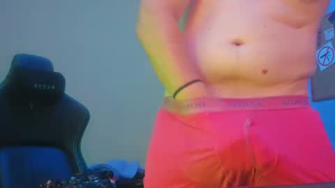 auslad9443 online show from January 11, 2026, 6:29 am