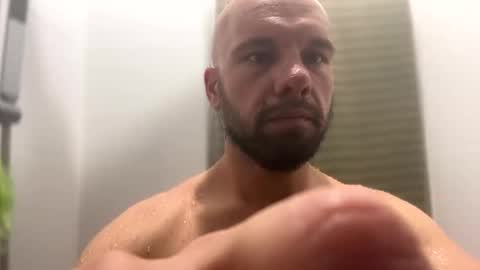 aussieboycal online show from May 5, 2026, 6:49 pm
