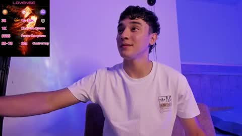 Snapshot of austin_cardieff_ chatting on September 15, 2025, 3:39 am Austin online show from September 15, 2025, 3:39 am