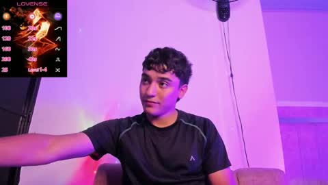 Snapshot of austin_cardieff_ chatting on September 16, 2025, 4:35 am Austin online show from September 16, 2025, 4:35 am