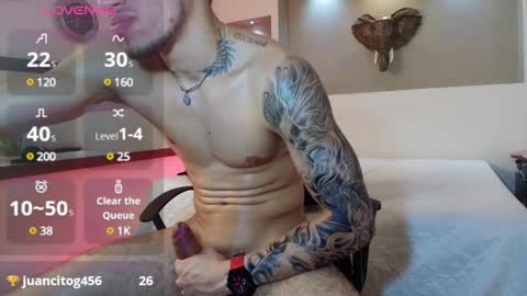 Snapshot of austin_collinss chatting on January 18, 2025, 7:59 am AUSTIN online show from January 18, 2025, 7:59 am