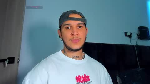 Snapshot of austin_curry chatting on June 24, 2026, 10:31 pm A online show from June 24, 2026, 10:31 pm