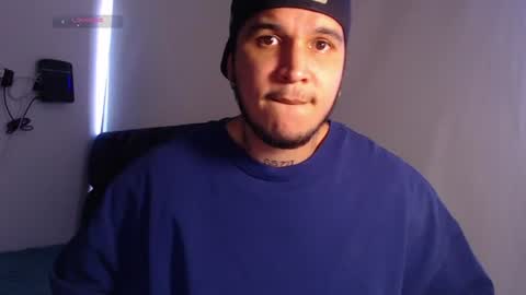 Snapshot of austin_curry chatting on August 7, 2026, 9:17 pm A online show from August 7, 2026, 9:17 pm