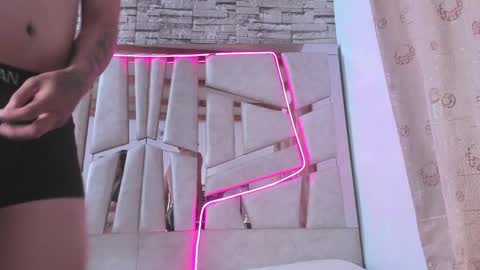 austin_mia45 online show from September 10, 2025, 1:49 am