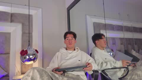 austinreeds online show from March 30, 2026, 12:17 pm