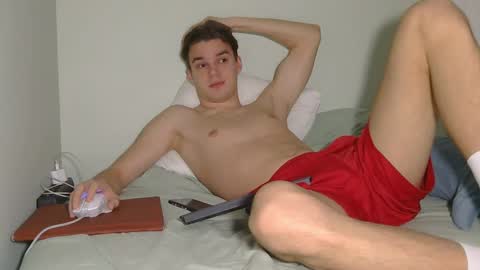 Snapshot of auston_r1ch chatting on February 8, 2025, 6:01 pm Auston 3 online show from February 8, 2025, 6:01 pm