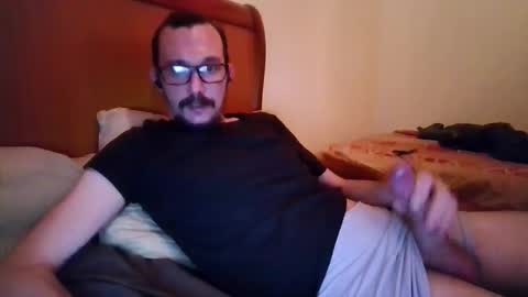 Snapshot of author980 chatting on December 18, 2025, 5:41 pm author980 online show from December 18, 2025, 5:41 pm