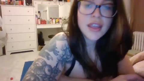autumnb712 online show from February 8, 2025, 10:29 pm