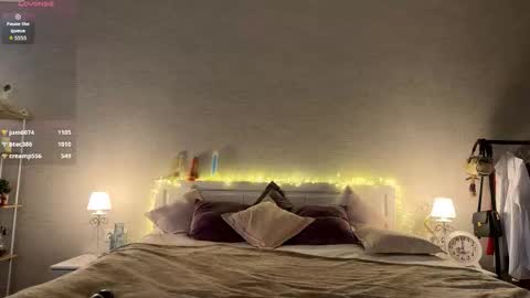 Snapshot of autumnroginson chatting on March 7, 2026, 1:08 pm Annie online show from March 7, 2026, 1:08 pm